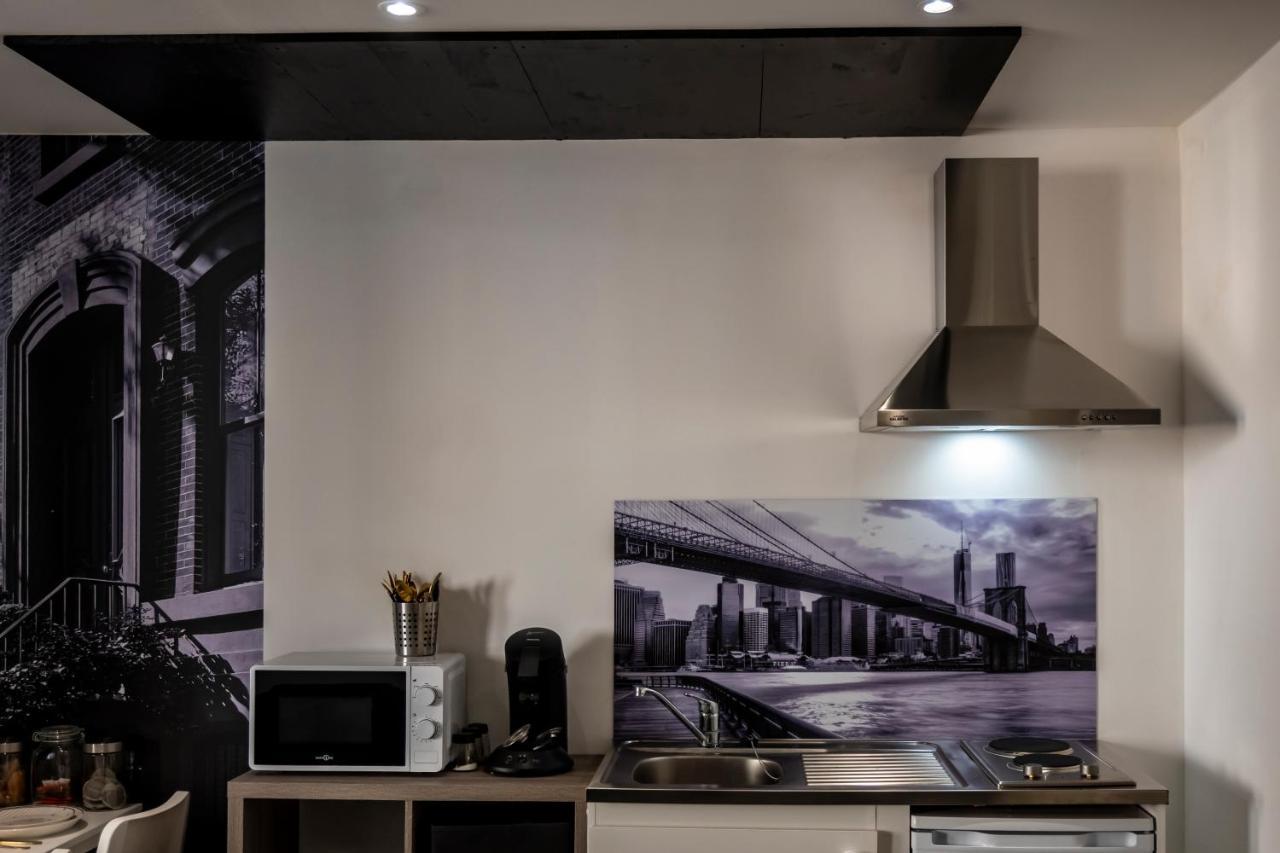 נים Superbe Appartement Avec Patio מראה חיצוני תמונה